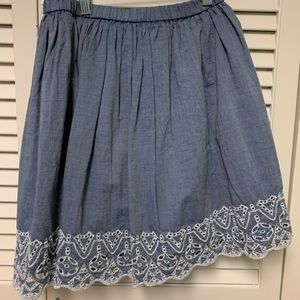 GAP Blue Flowy Skirt With White Lace Trimming